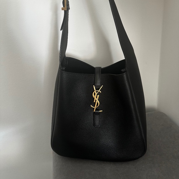 YSL le 5 a 7 supple small shoulder bag - Picture 1 of 3